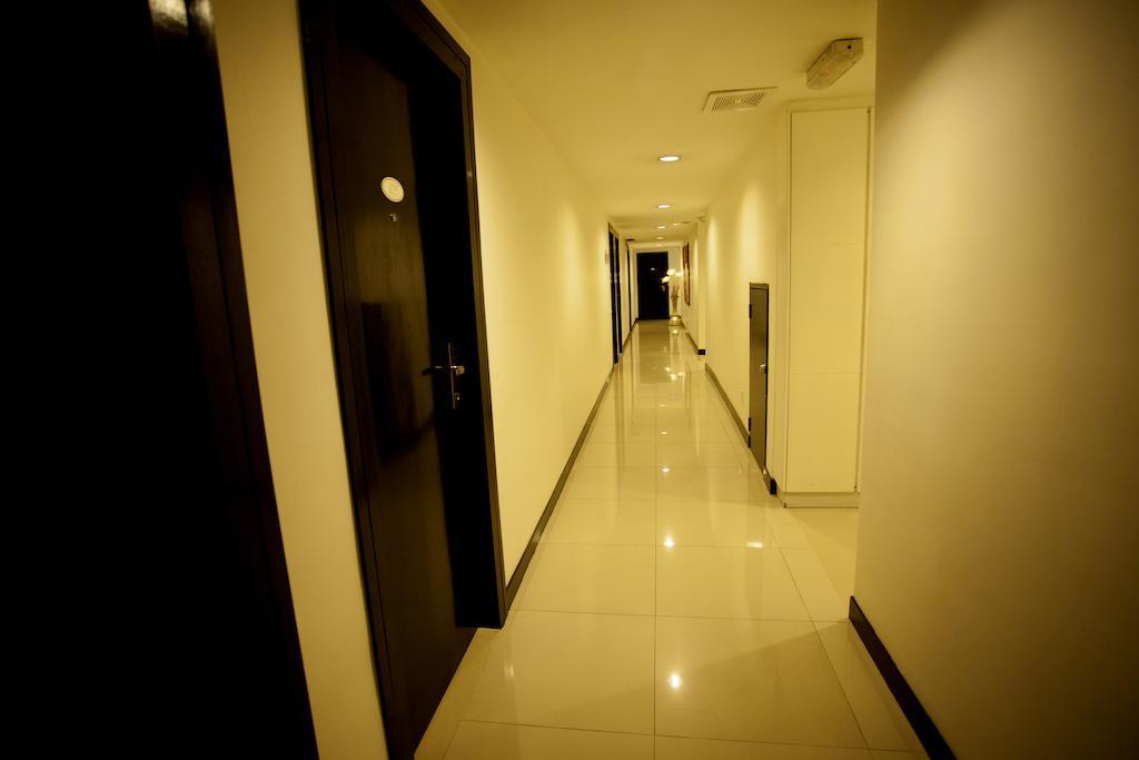 โรงแรมแมงก้า เซอรีเคมบางัน ภายนอก รูปภาพ